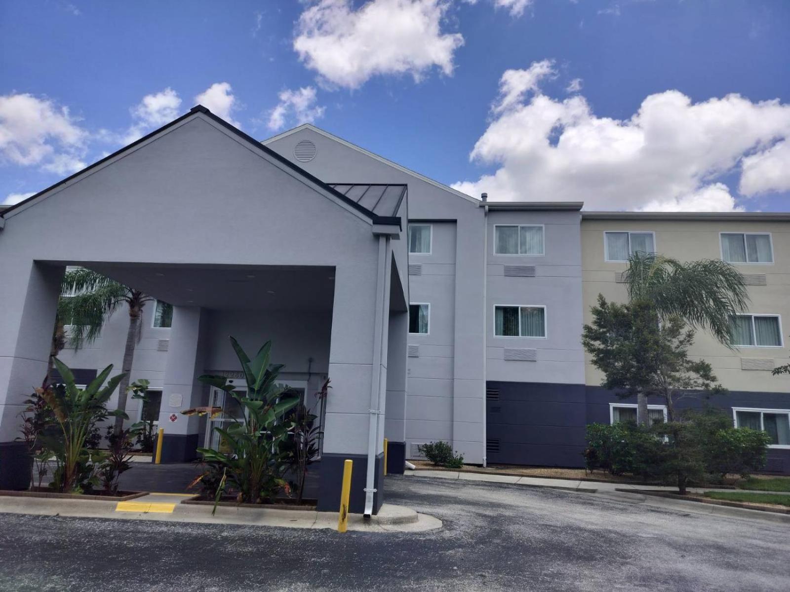 Fairfield Inn And Suites By Marriott Tampa North Temple Terrace Exterior foto